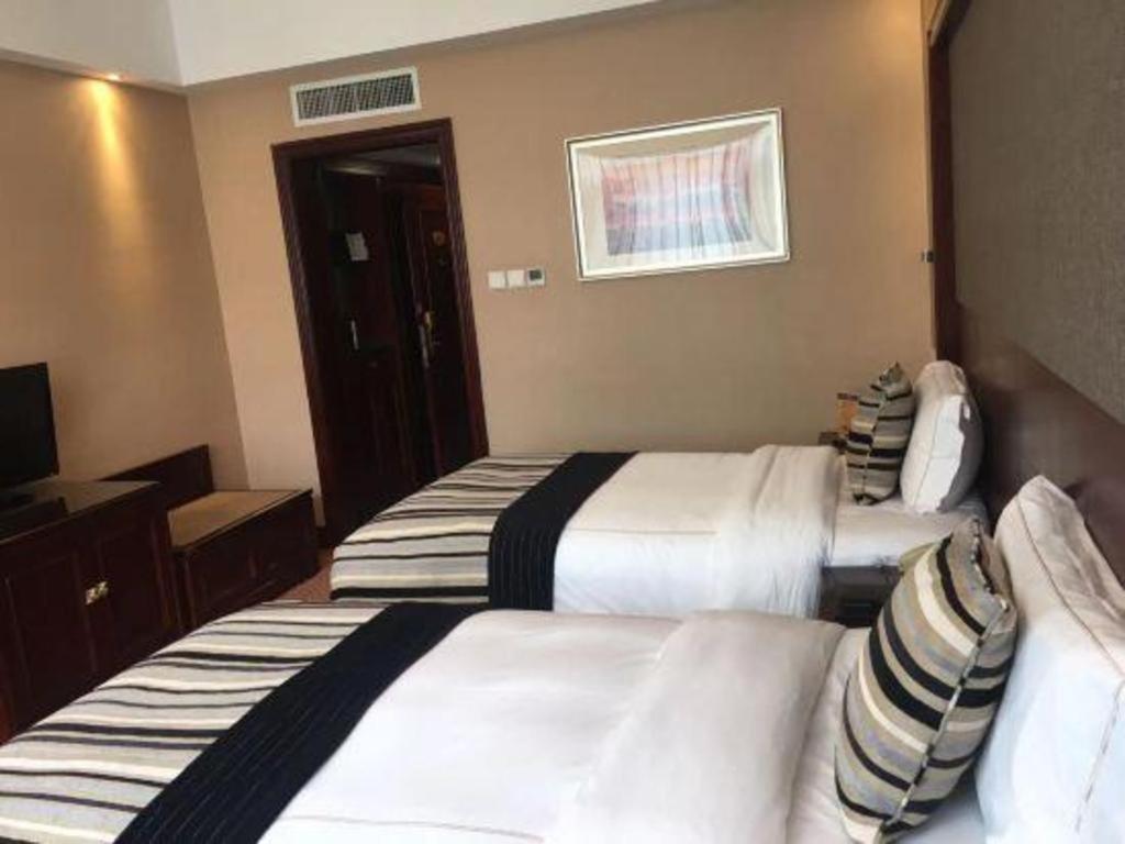 Yantai Golden Gulf Hotel Extérieur photo