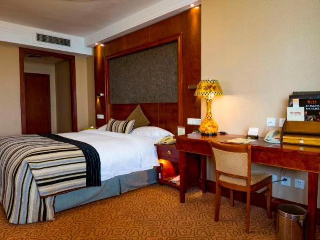 Yantai Golden Gulf Hotel Extérieur photo