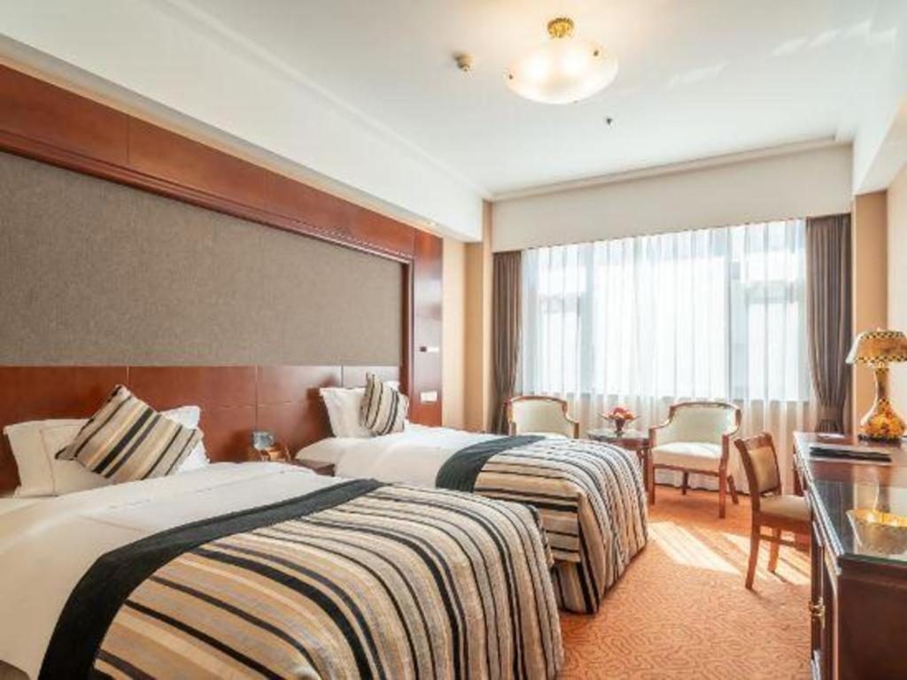 Yantai Golden Gulf Hotel Extérieur photo