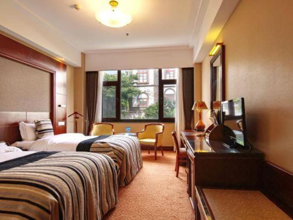 Yantai Golden Gulf Hotel Extérieur photo