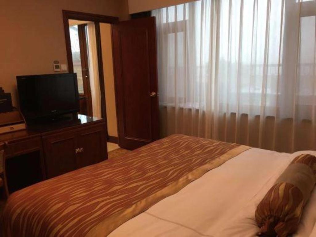 Yantai Golden Gulf Hotel Extérieur photo