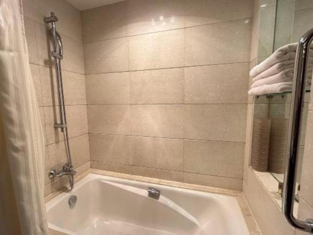 Yantai Golden Gulf Hotel Extérieur photo